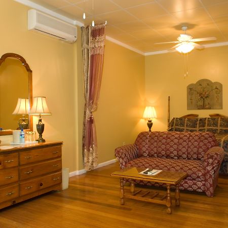 The Great House Inn Belize City Room photo